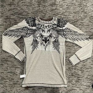 Affliction reversible thermal, sick wings decal on the front. Men’s size M